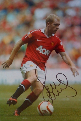 Michael Owen & Antonio Valencia signed pennant